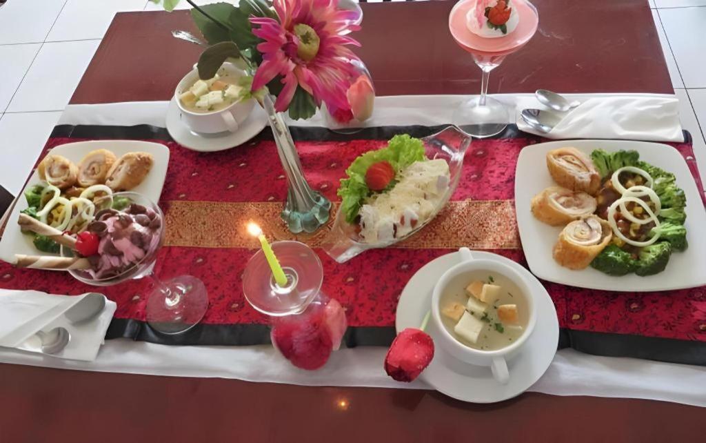 因素莫宫酒店及度假村 谏义里 外观 照片